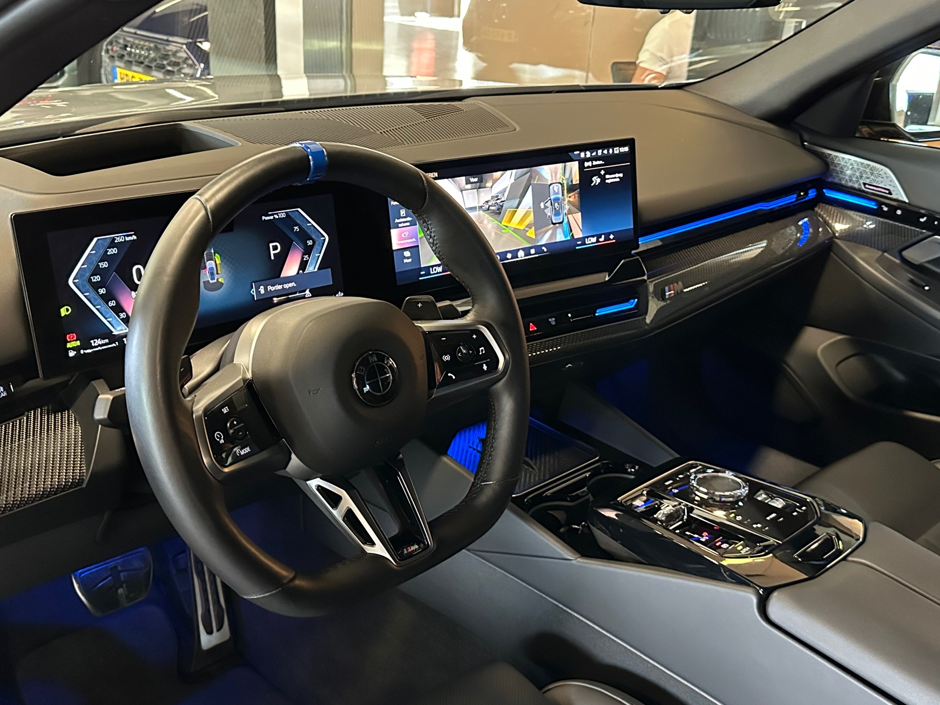 45810181-14.jpg