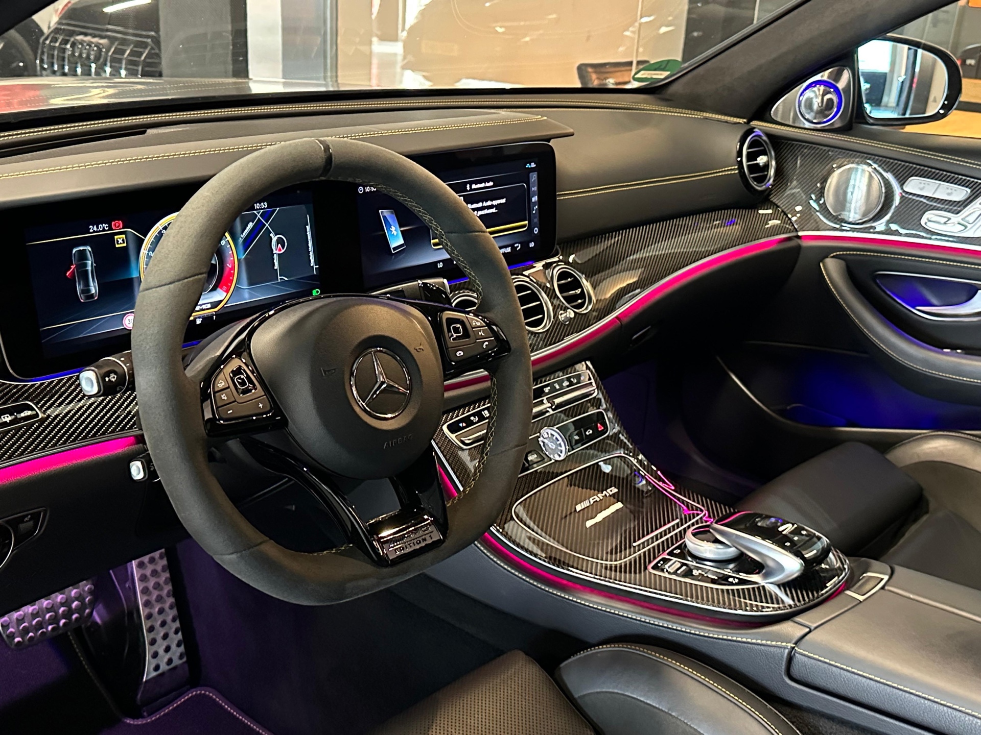 47287430-8.jpg