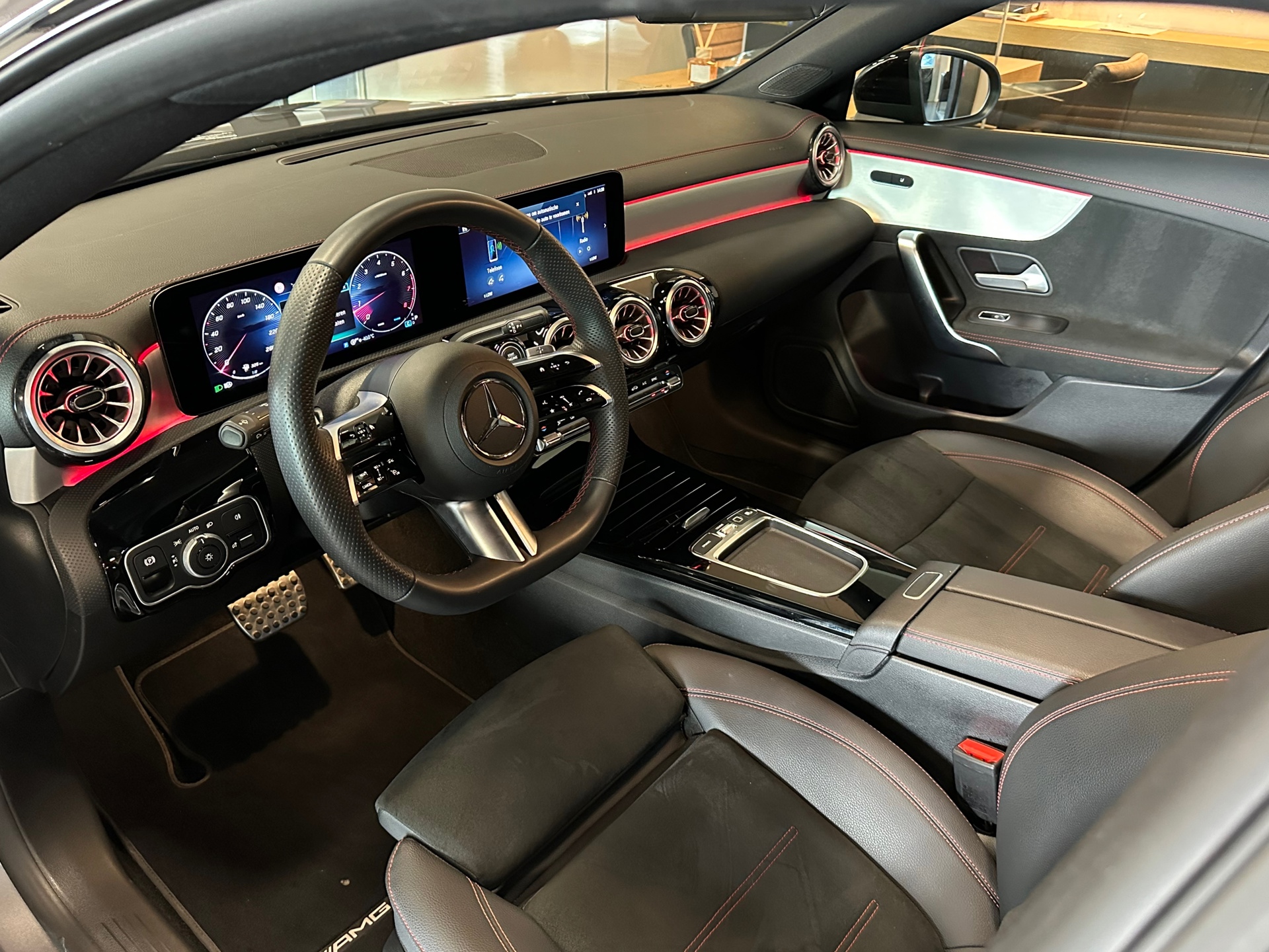 47956455-14.jpg