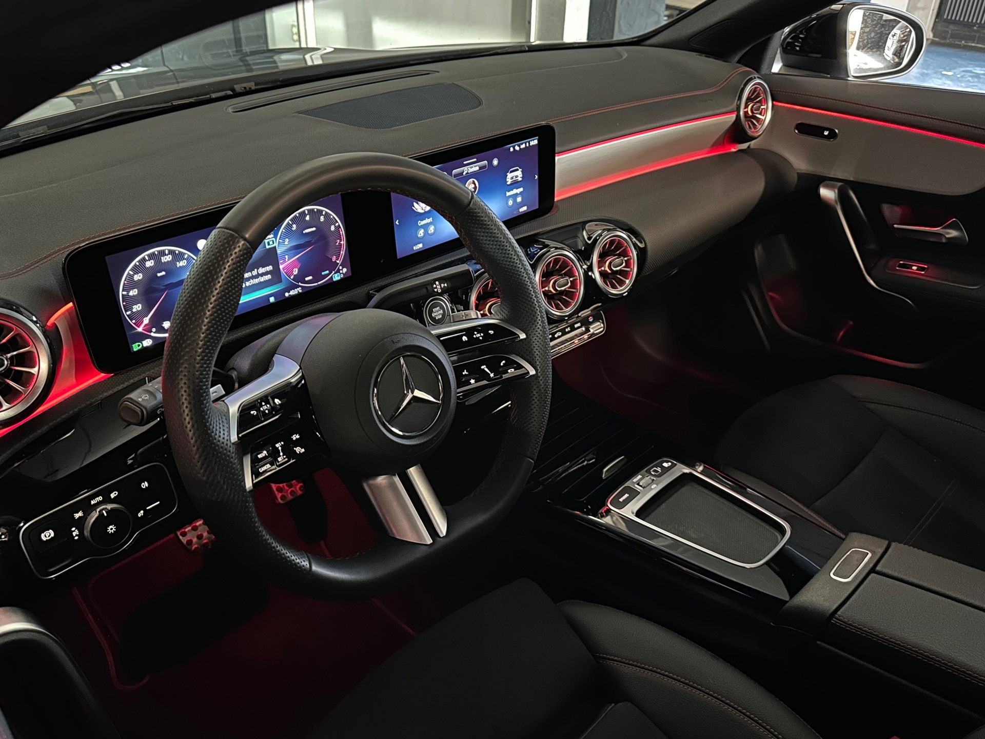 47956455-18.jpg